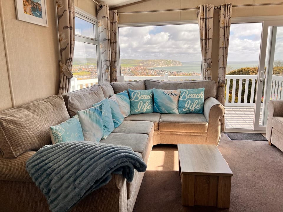 View (from property/room), Living room, Seating area