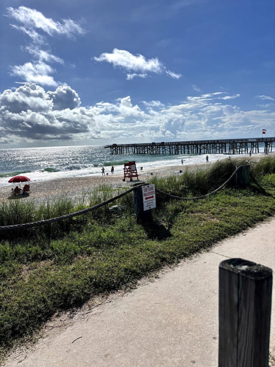 Cozy Home Getaway & Theater Minutes From Beach House in Palm Coast