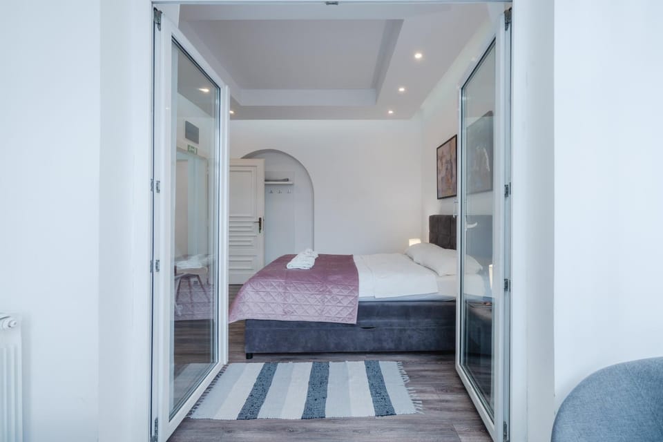 Modern Apartments near Cathedral - Heart of the City Center Apartment in Sarajevo
