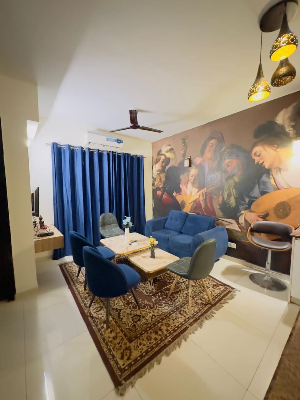 Living room, Seating area