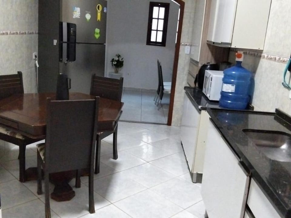 Casa Dornelles House in Caraguatatuba