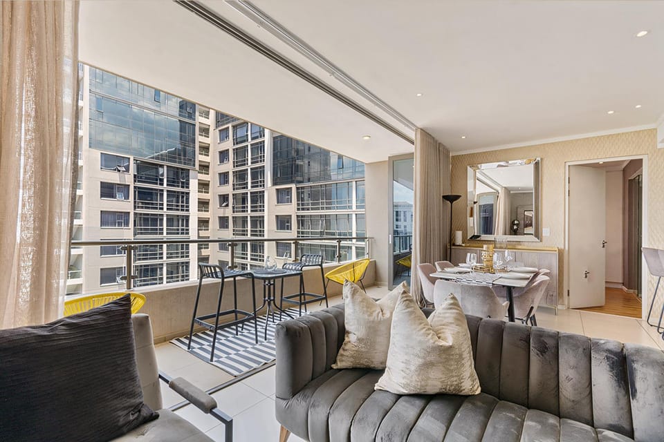 Balcony/Terrace, Living room, Seating area, Dining area