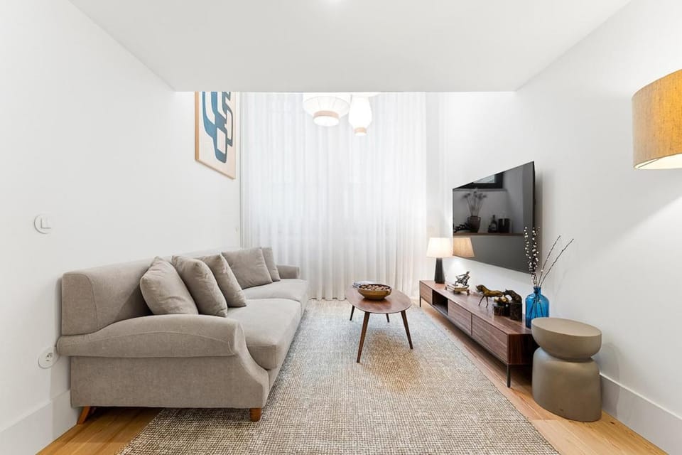 Communal lounge/ TV room, TV and multimedia, Living room
