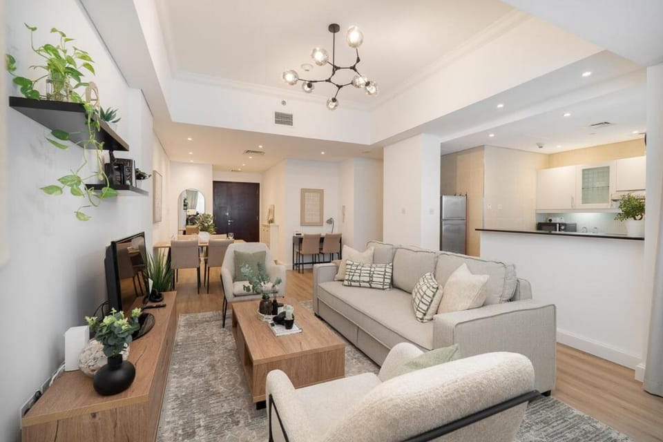Modern 1BHK Jewels Tower, Dubai Marina by Czechin Apartment in Dubai