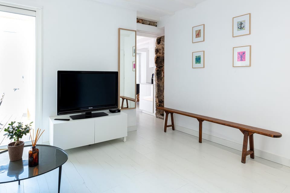 Property building, Living room