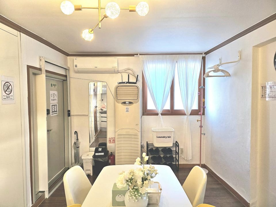 Living room, Area and facilities, Area and facilities, group of guests, group of guests, Family, Family
