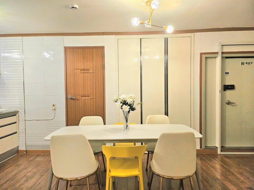 Living room, Area and facilities, Area and facilities, group of guests, group of guests, Family, Family