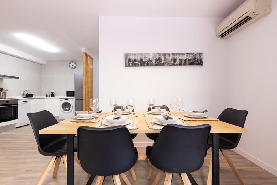 Dining area, air conditioner