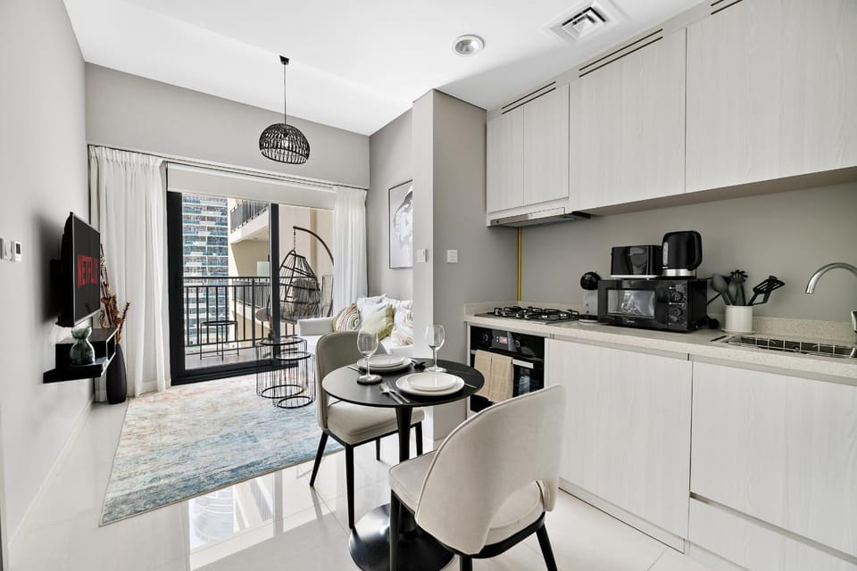 VayK - Newly Launched 1BR in Business Bay Apartment in Dubai