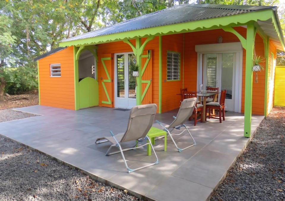 Maison avec terrasse à Saint-François, 30 m², barbecue House in Grande-Terre, Guadeloupe