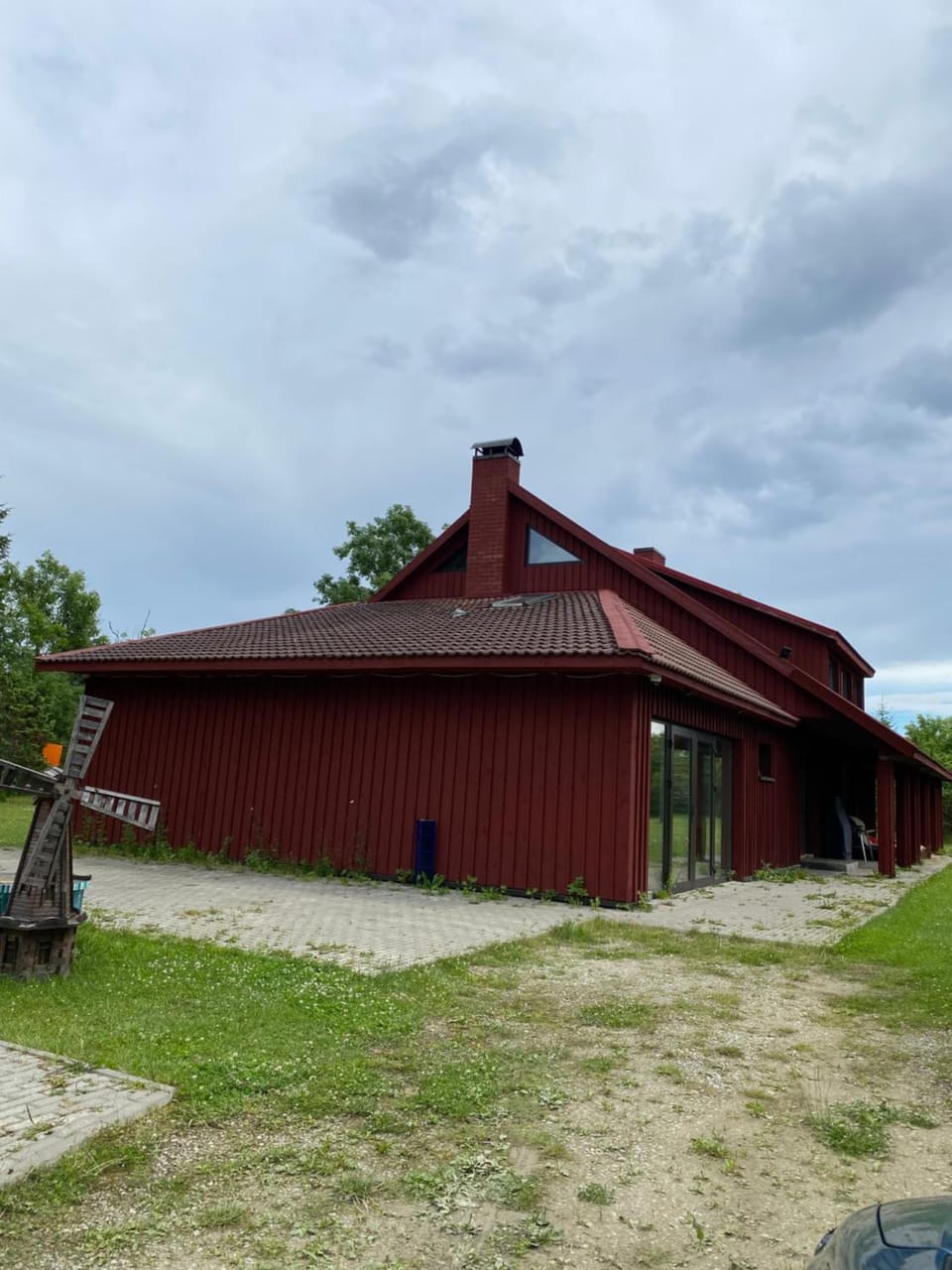 Suur ja Hubane maja, Saaremaal House in Estonia