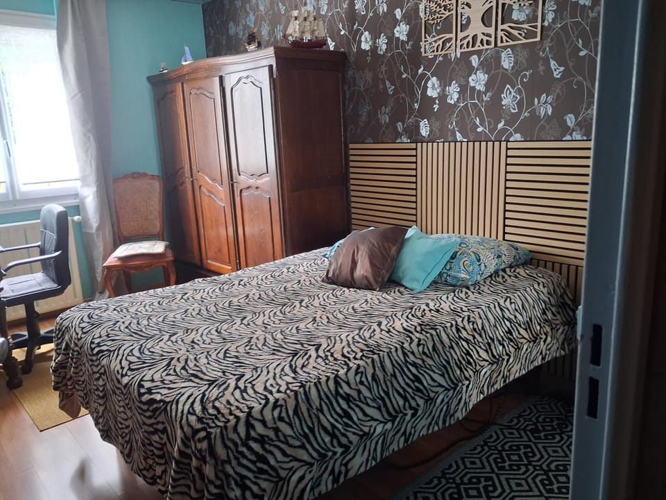 Chambre Vacation rental in Pays de la Loire