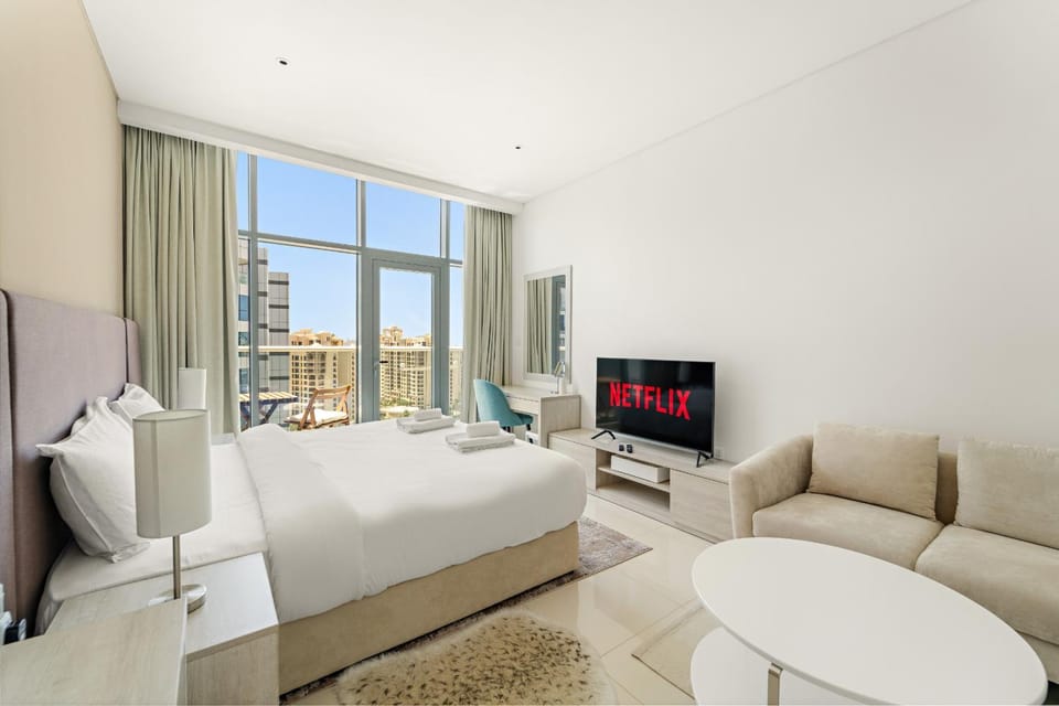 VayK - Contemporary Studio with Beach Access on Palm Jumeirah Apartment in Dubai