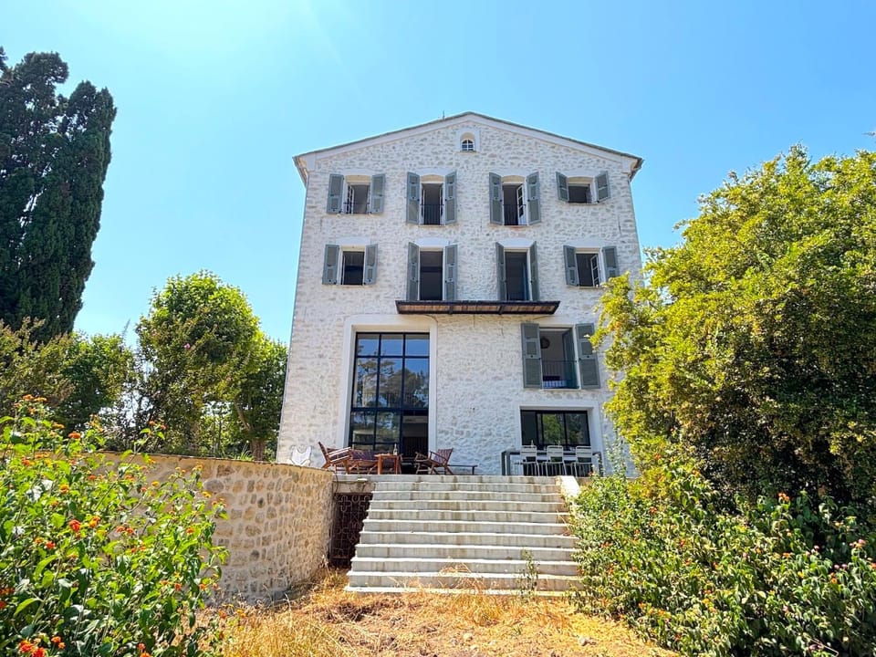 Property building, Spring, Day, Garden, Garden view