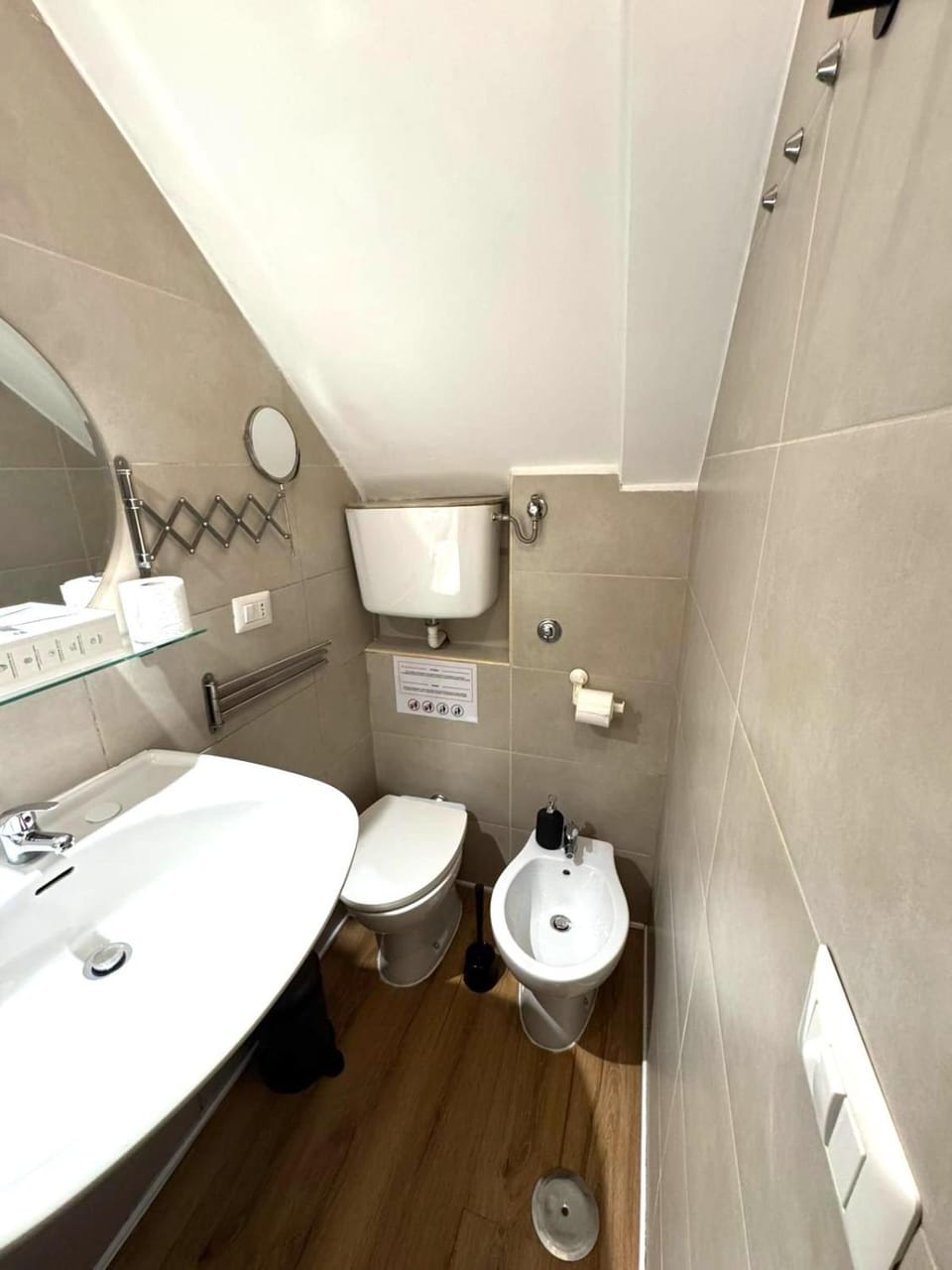 Bathroom, bidet