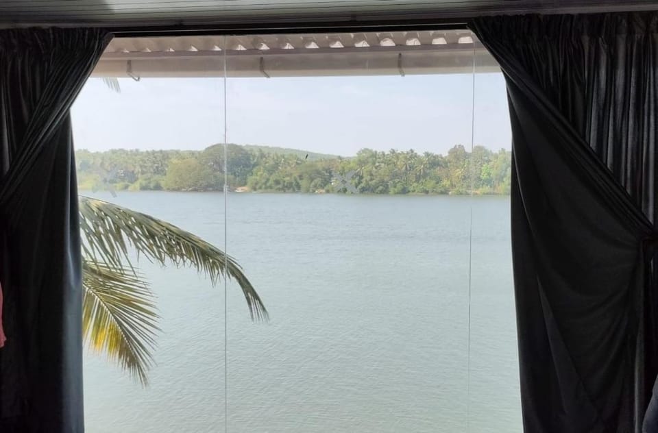 River view, Sea view