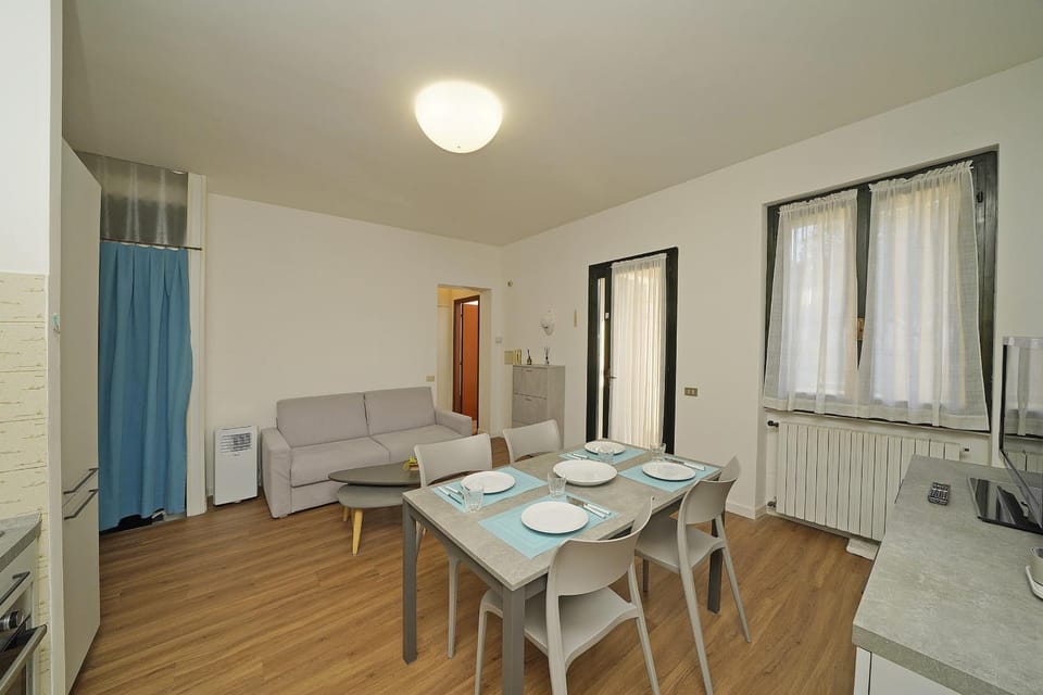 Relax Apartment Apartment in Lake Garda