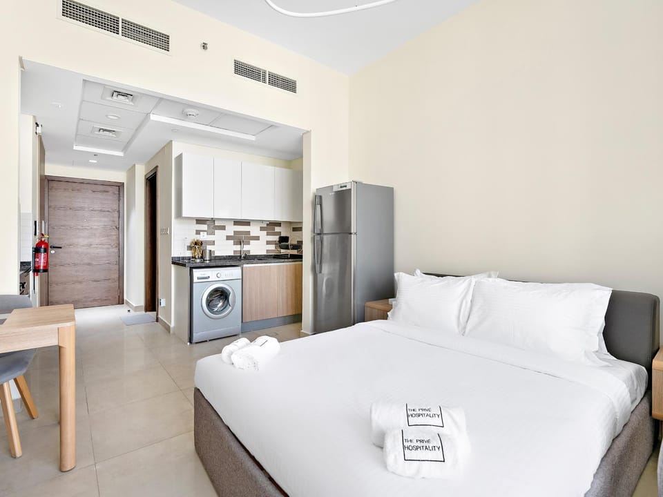Trendy Luxe Studio In Al Furjan close to Metro-17 Apartment in Dubai