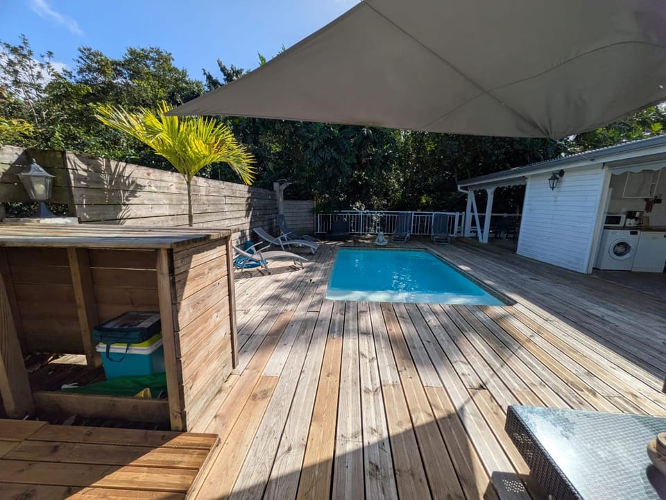 Gîtes l'orée Bleue Apartment in Leeward Islands