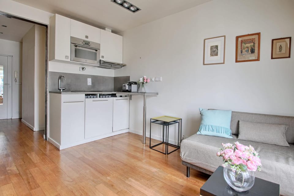 Marais, Seine 1BR AC by Melvane Apartment in Paris