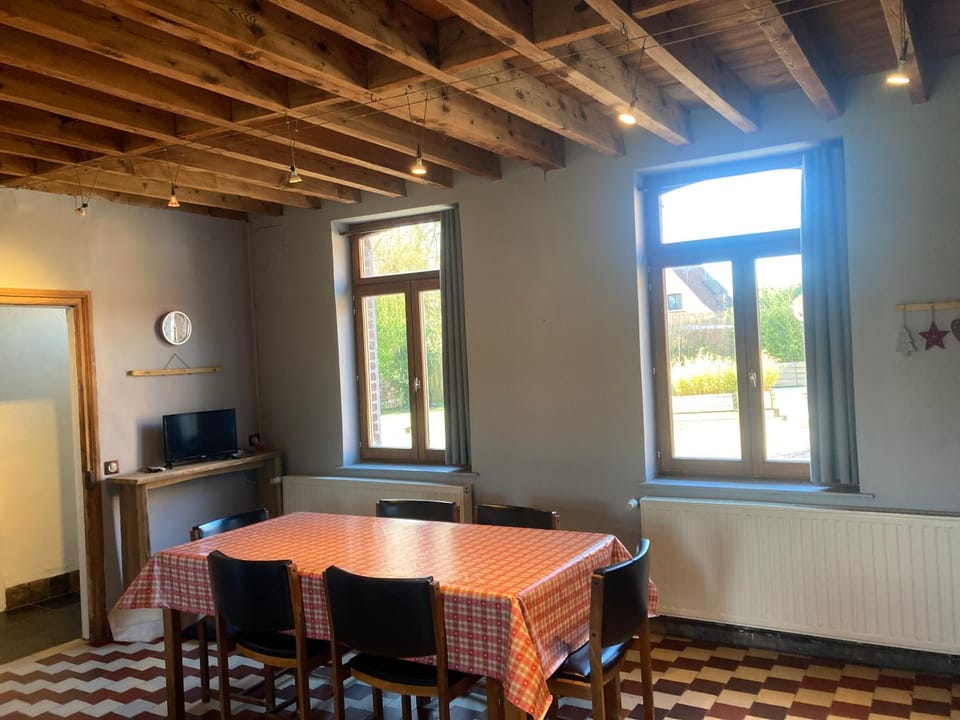 Au coin du loup, Zwarteberg, gîtes 14 personnes House in Flanders