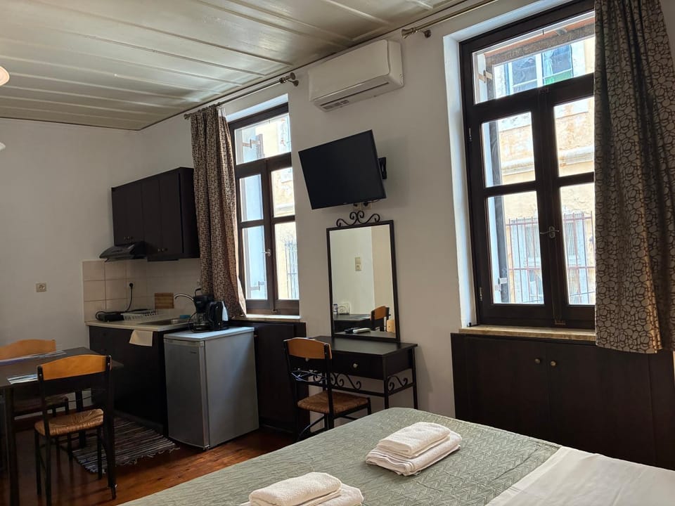 Dioni 4 Apartment hotel in Chania
