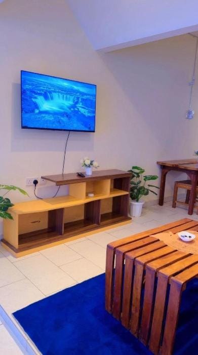 Golden Sun Beach Apartments Hostel in Diani Beach