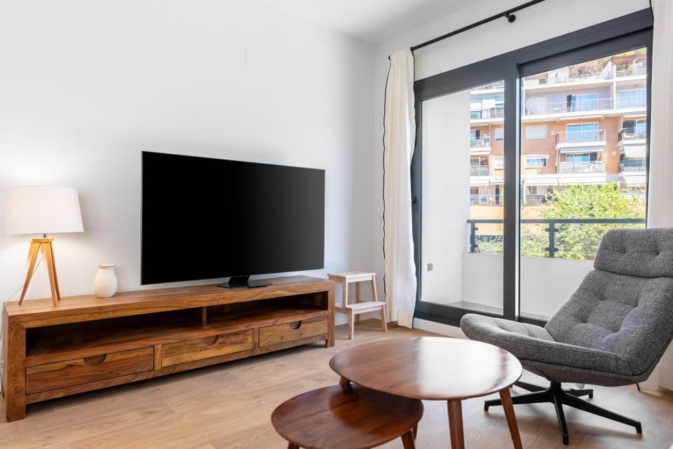 Malagueta Beach at 5min on foot with parking Apartment in Malaga