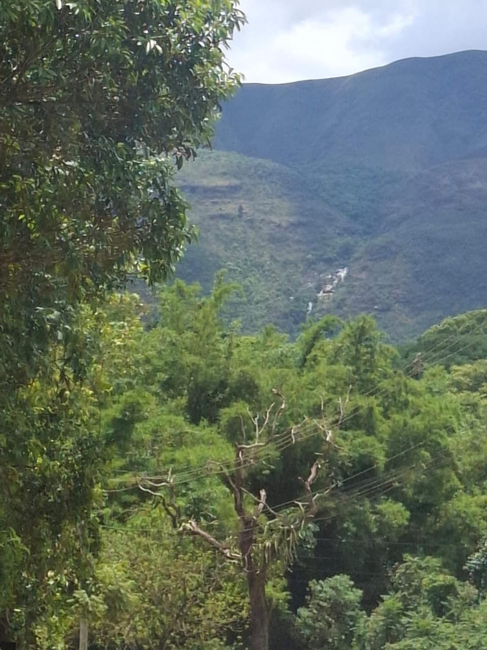 Casa Brumadinho vista da Serra da Moeda e Inhotim House in State of Minas Gerais, Brazil