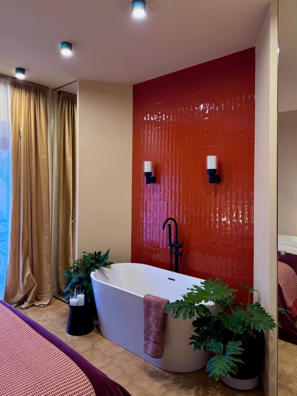 Bed, Bathroom, Bedroom