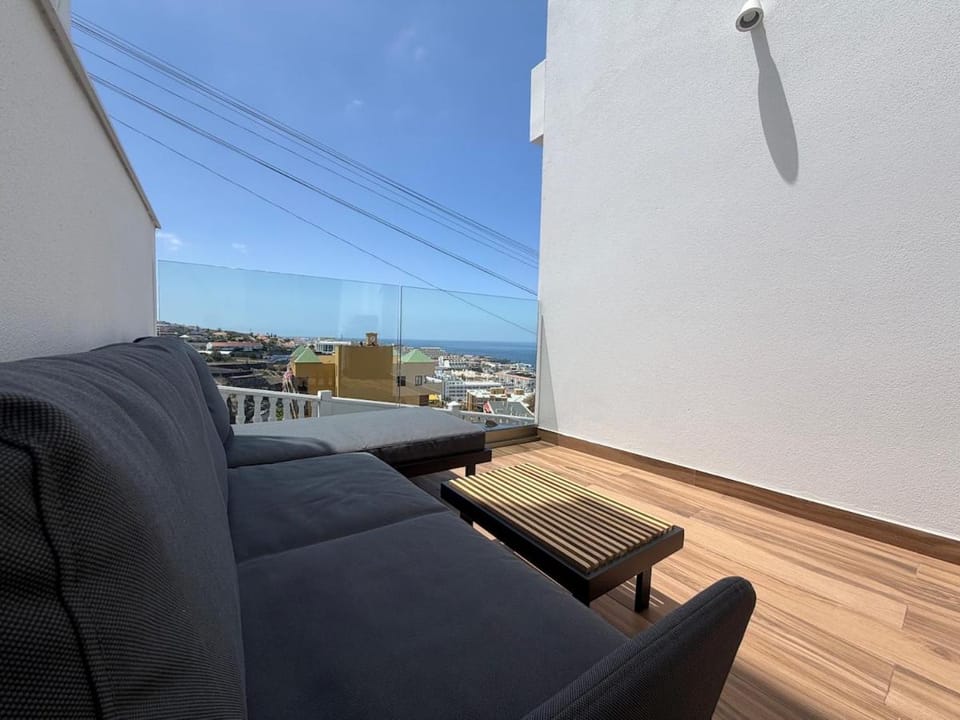 Day, View (from property/room), Balcony/Terrace, Seating area