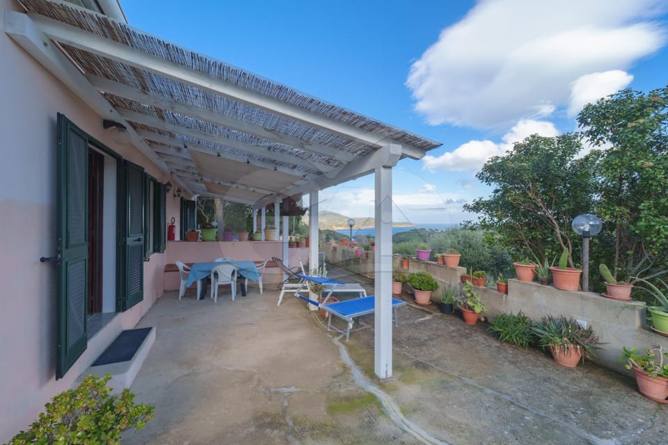 Balcony/Terrace, Dining area