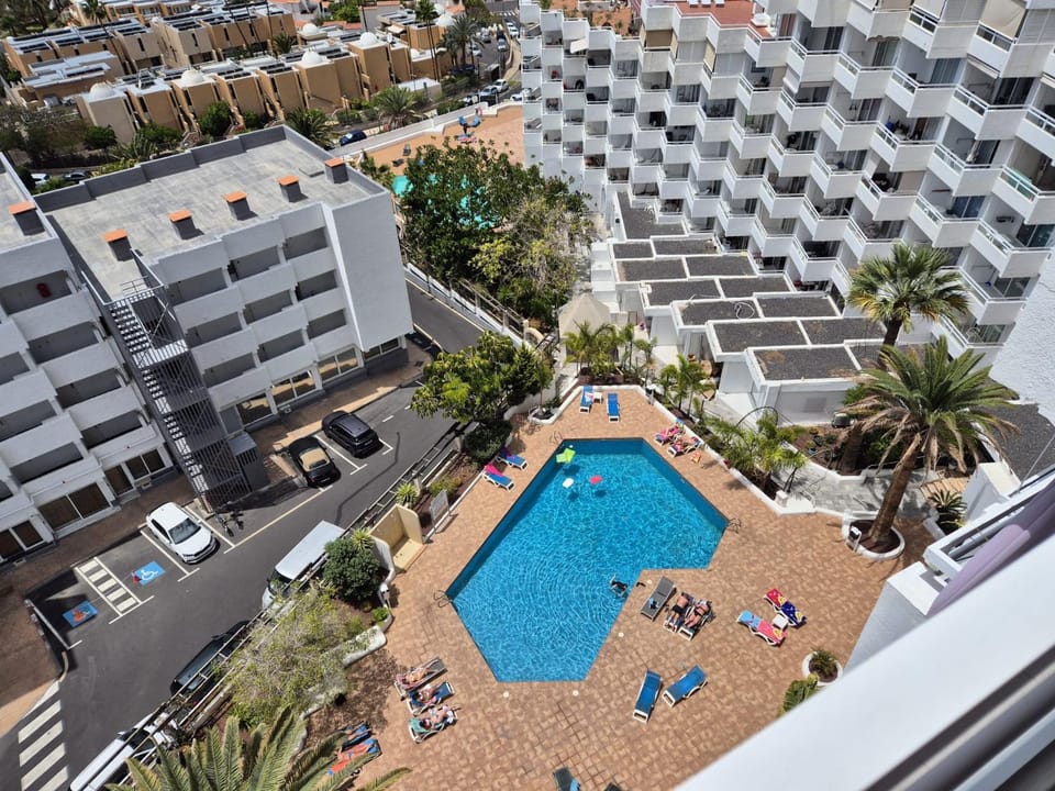 Balcony/Terrace, Swimming pool
