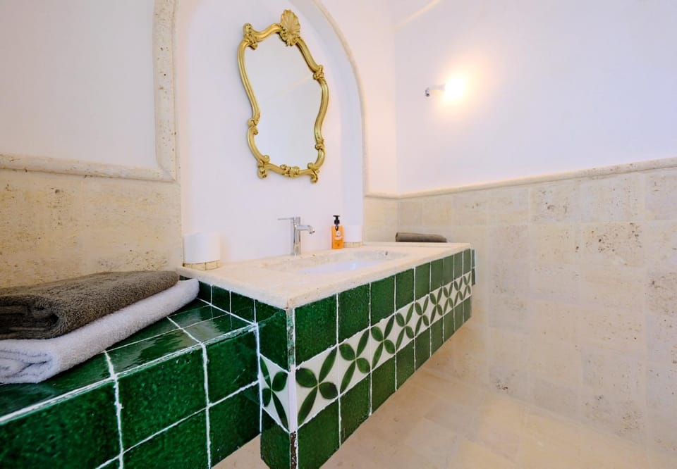 Villa Carthago - piscine - proche de plage les orangers Villa in Tunisia