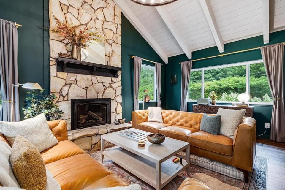 Elks Landing - Hot Tub And Tastings Included House in Occidental