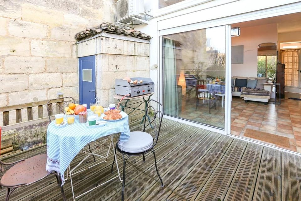 Ravissante échoppe bordelaise-Jardin-Climatisation Apartment in Bordeaux