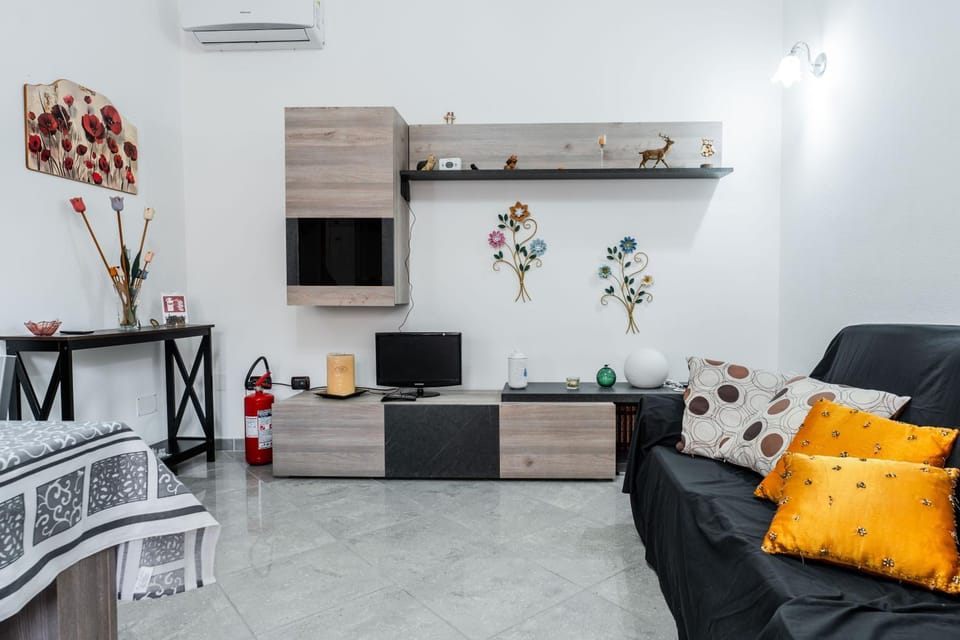 Property building, Living room