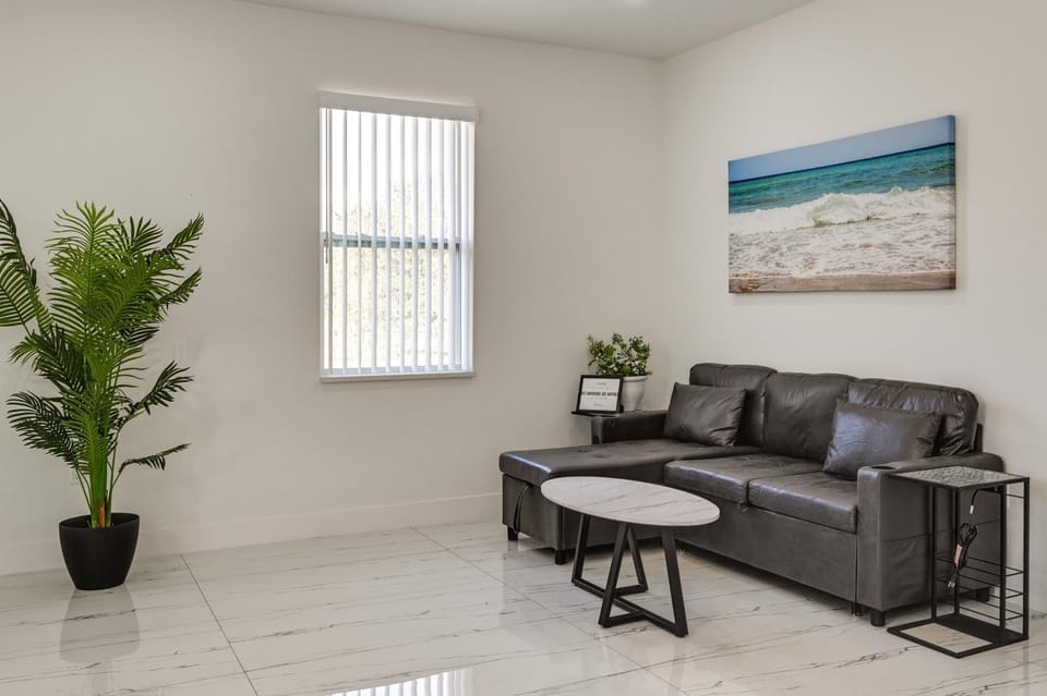 Fairways & MLB Fun! Couple’s Home in Lehigh Acres House in Lehigh Acres