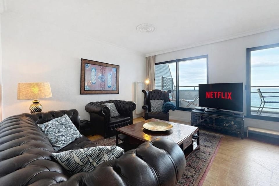 Sunset Infinity Vue Panoramique Mer Apartment in Bray-Dunes