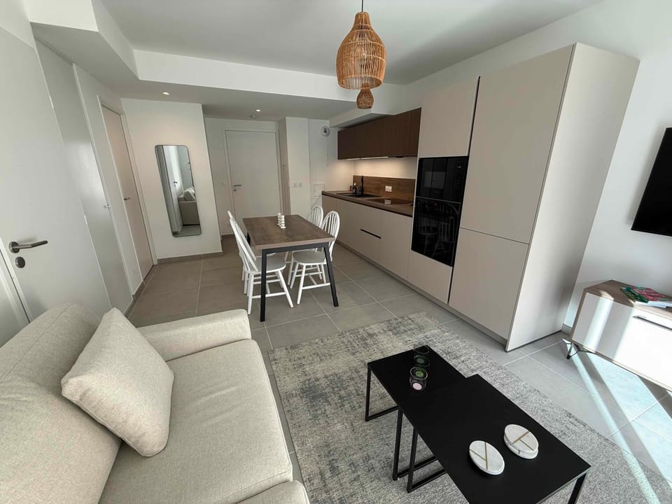 Living room, kitchen