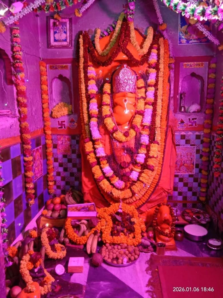 The Ramesht paying guest house Assi ghat Cruise road Ravidas Park Bed and Breakfast in Varanasi