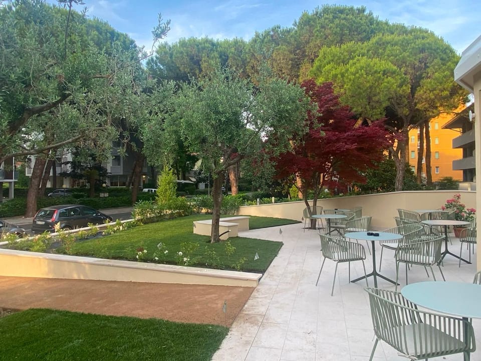 Patio, Garden