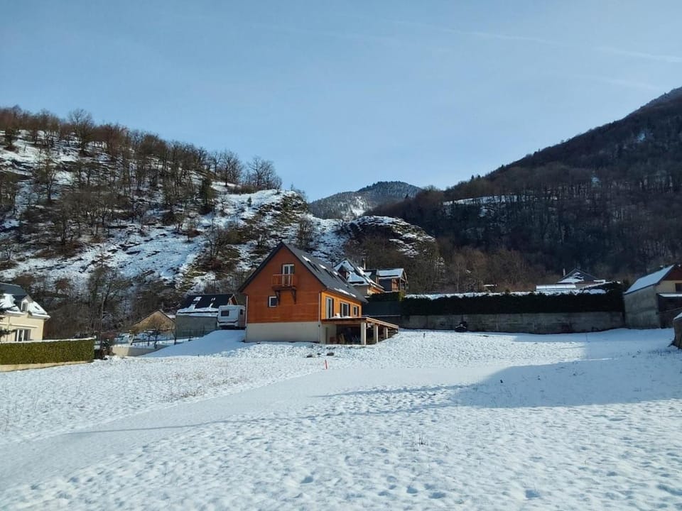 Property building, Winter