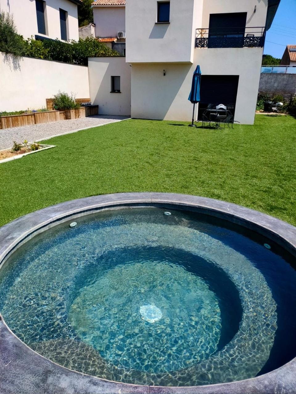 Balcony/Terrace, Swimming pool