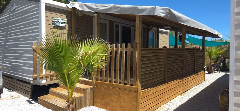 Camping les Dunes Agde plage 50 m Campground/ 
RV Resort in Agde