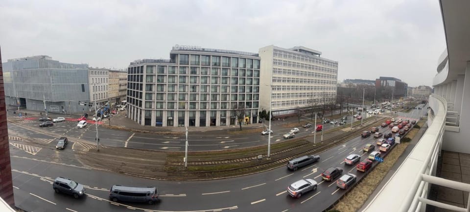 View (from property/room), City view
