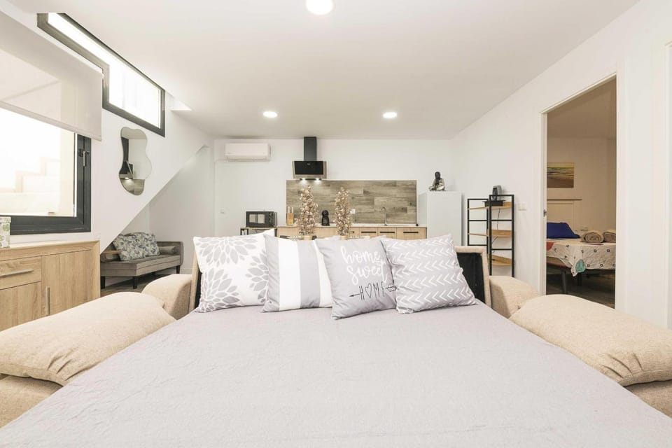 Living room, Bedroom