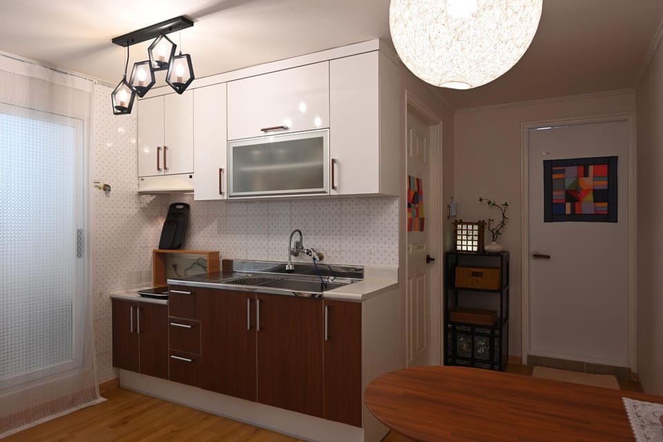 Kitchen or kitchenette
