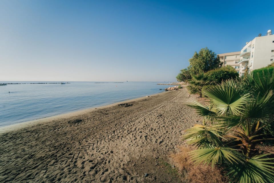 Nearby landmark, Day, Natural landscape, Beach, Sea view