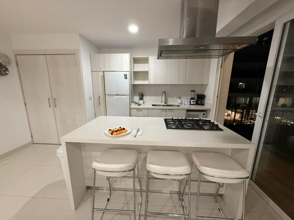 Zoho Luxury Condo with Rooftop Pool, Gym, Parking Apartment in Puerto Vallarta